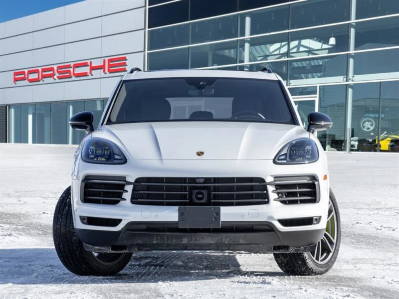 Porsche Cayenne  Platinum Edition E-Hybrid AWD CARFAX АВТО КРЕДИТ , снимка 3 - Автомобили и джипове - 53260493