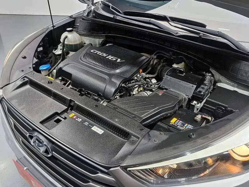 Hyundai Tucson 2.0 4WD MODERN, снимка 6 - Автомобили и джипове - 55558739
