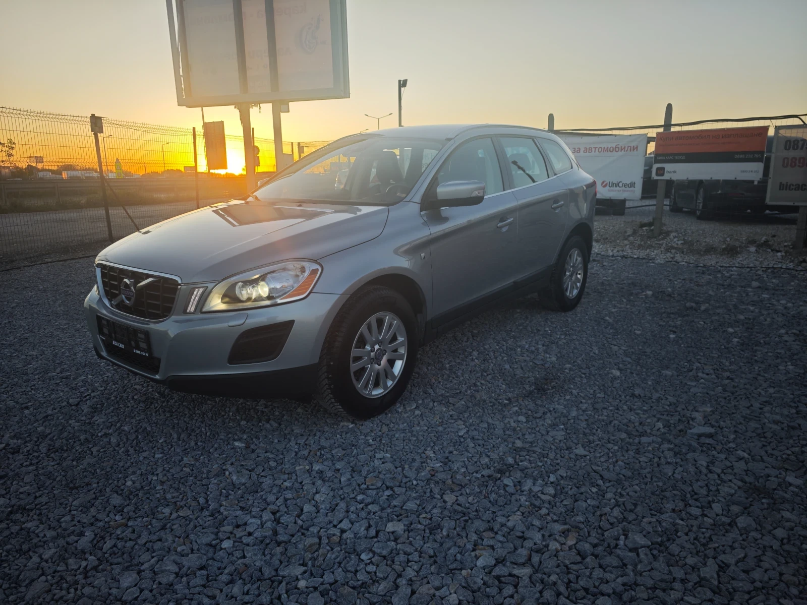 Volvo XC60 2.4D D5 - изображение 2