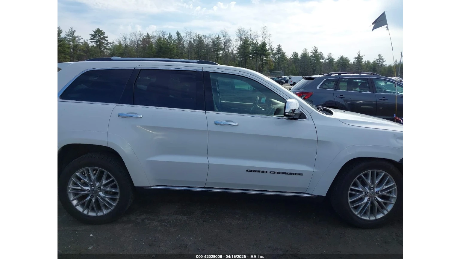 Jeep Grand cherokee SUMMIT * ДИСТ * ПАНО * 360 * HARMАN/KARDON - изображение 6