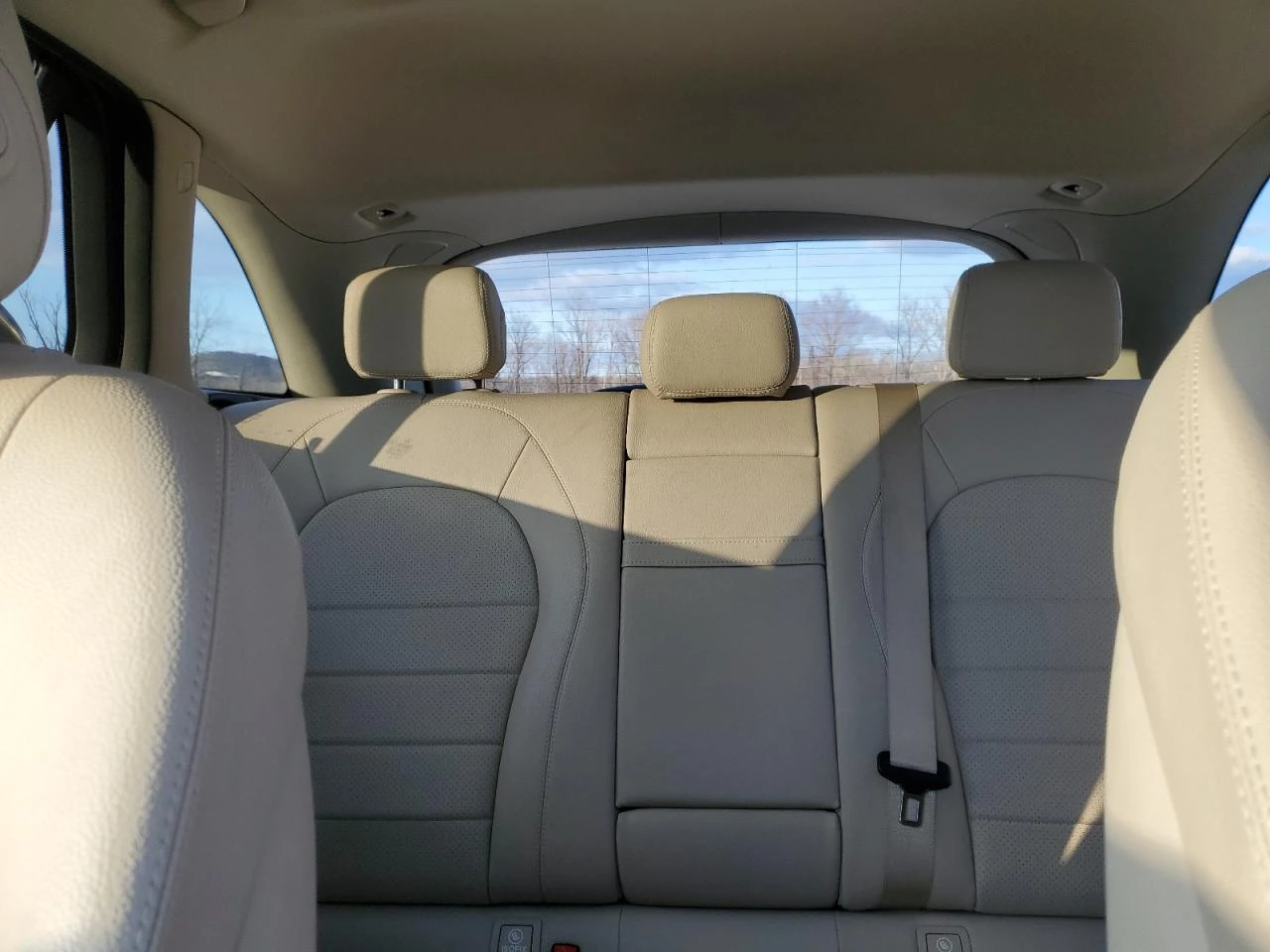 Mercedes-Benz GLC 300 4MATIC - изображение 10