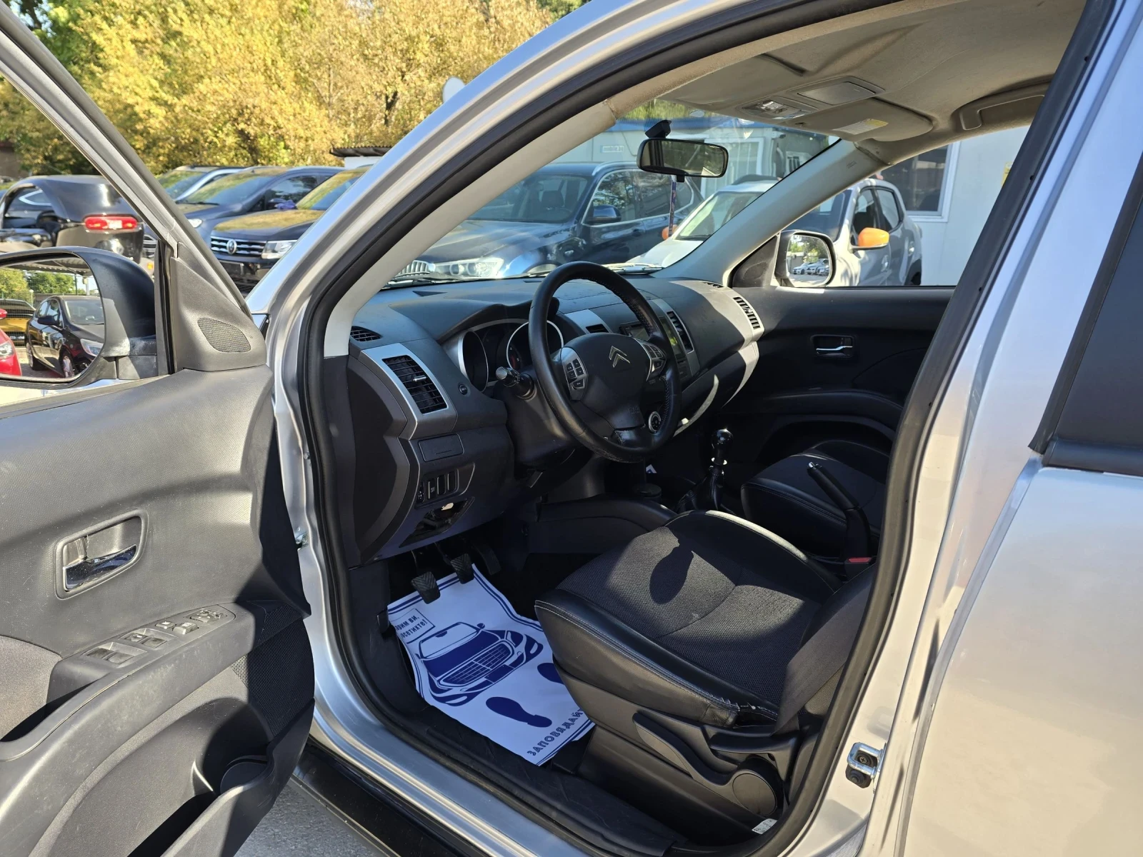 Citroen C-Crosser 2.2D 156к.с 6+ 1места Топ състояние  - изображение 10