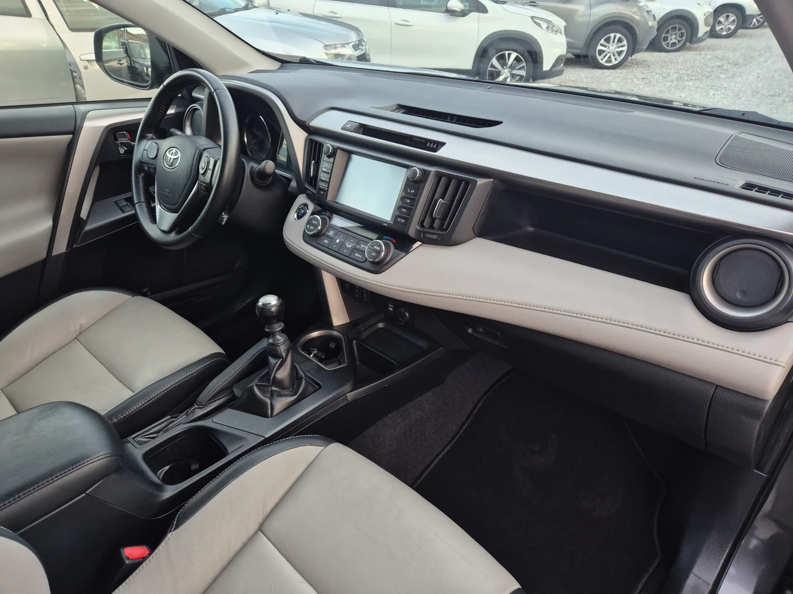 Toyota Rav4 2.0 D4D - изображение 8