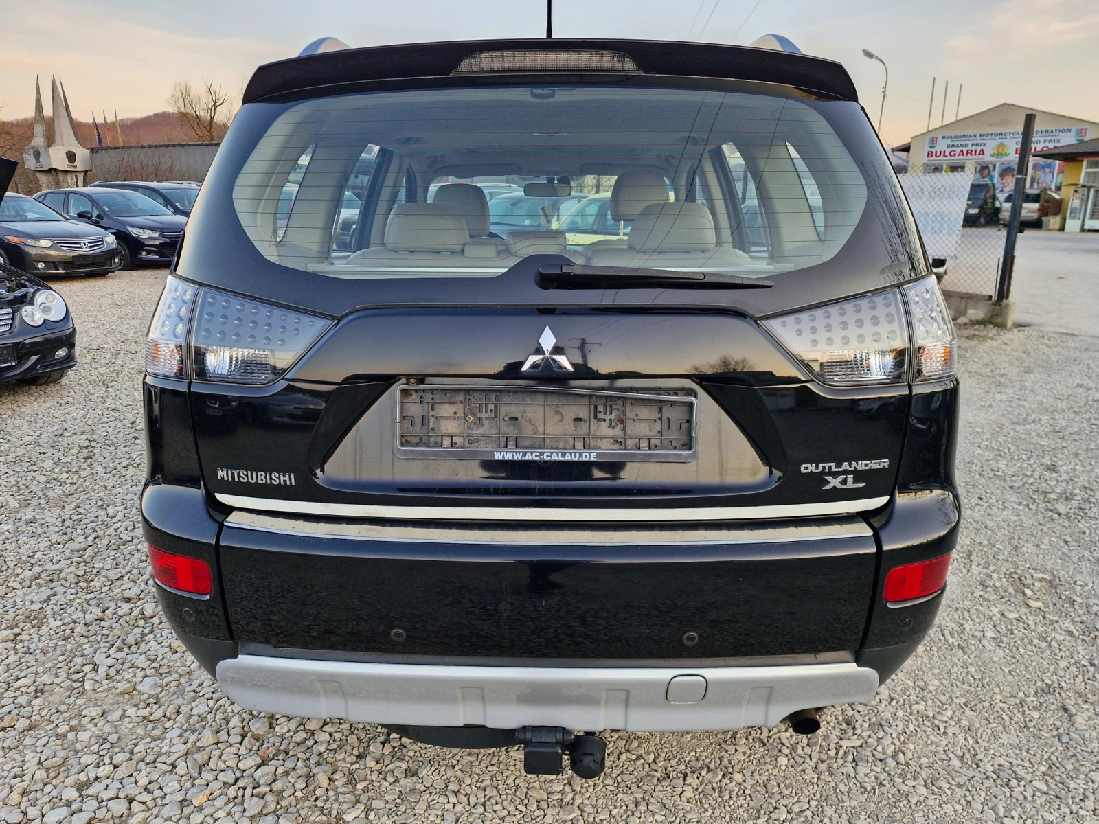 Mitsubishi Outlander 170* AC* NAVI* PDC* КОЖА* XENON* TUV* AUT-4* 4, снимка 4 - Автомобили и джипове - 53604194