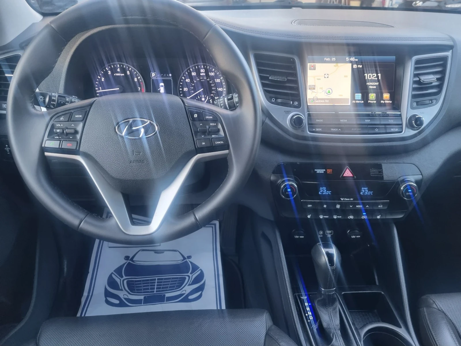 Hyundai Tucson 2.0* AWD*  - изображение 8