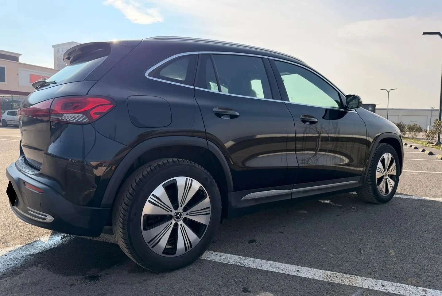 Mercedes-Benz EQA 250, снимка 2 - Автомобили и джипове - 53858335