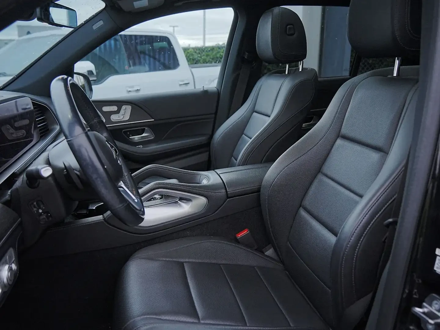 Mercedes-Benz GLE 350 AMG* Burmester* Night Pkg* Head up* 360, снимка 10 - Автомобили и джипове - 54412542
