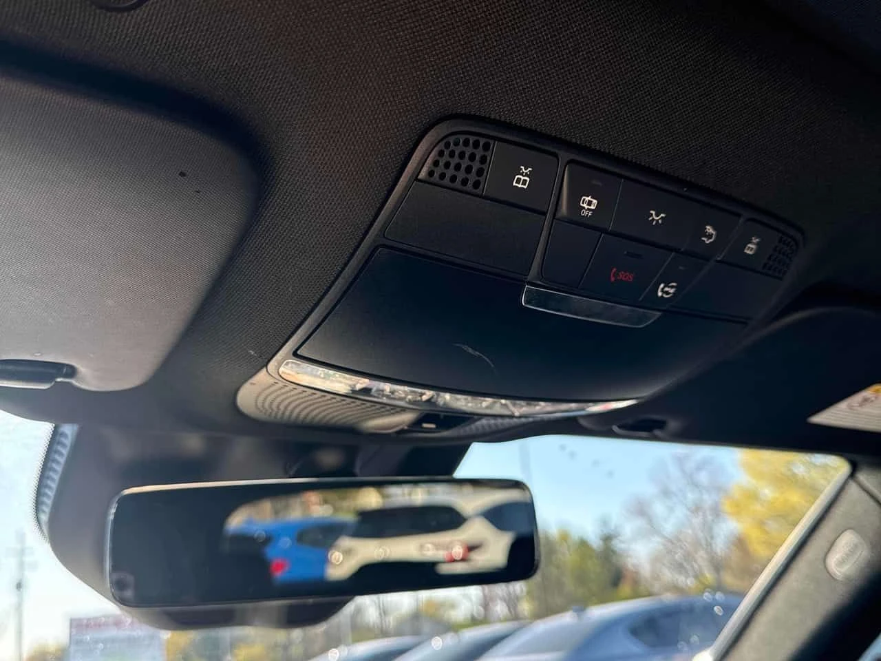Mercedes-Benz GLC 300 /ПАНОРАМА/ДИСТРОНИК/360/АВТОКРЕДИТ, снимка 15 - Автомобили и джипове - 54682654
