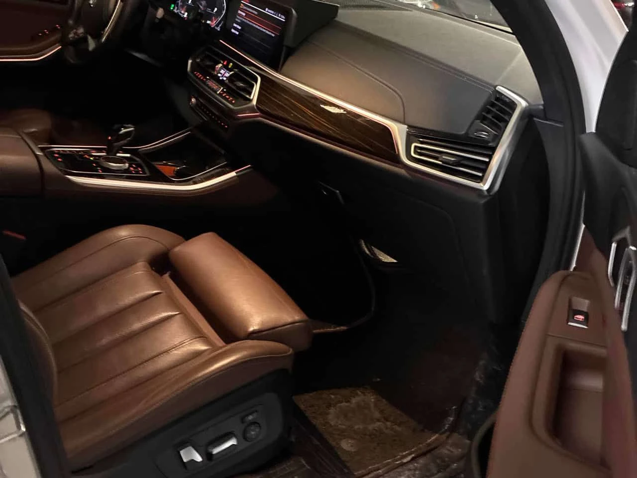 BMW X5 * xDrive40i * CARFAX * БЕЗ ПЪРВОНАЧАЛНА ВНОСКА, снимка 15 - Автомобили и джипове - 54703311