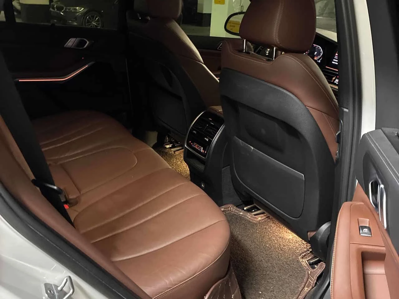 BMW X5 * xDrive40i * CARFAX * БЕЗ ПЪРВОНАЧАЛНА ВНОСКА, снимка 14 - Автомобили и джипове - 54703311
