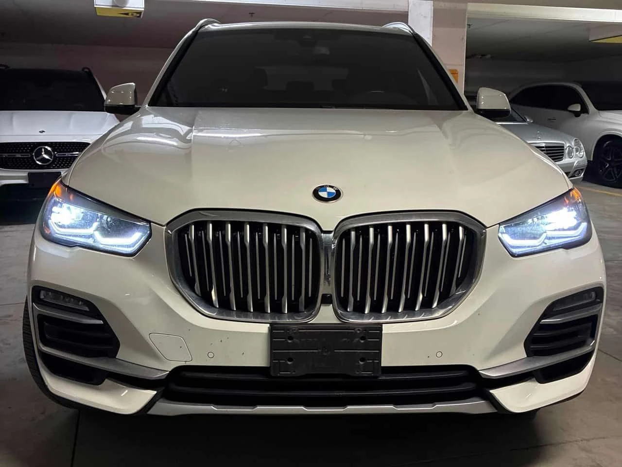 BMW X5 * xDrive40i * CARFAX * БЕЗ ПЪРВОНАЧАЛНА ВНОСКА, снимка 6 - Автомобили и джипове - 54703311