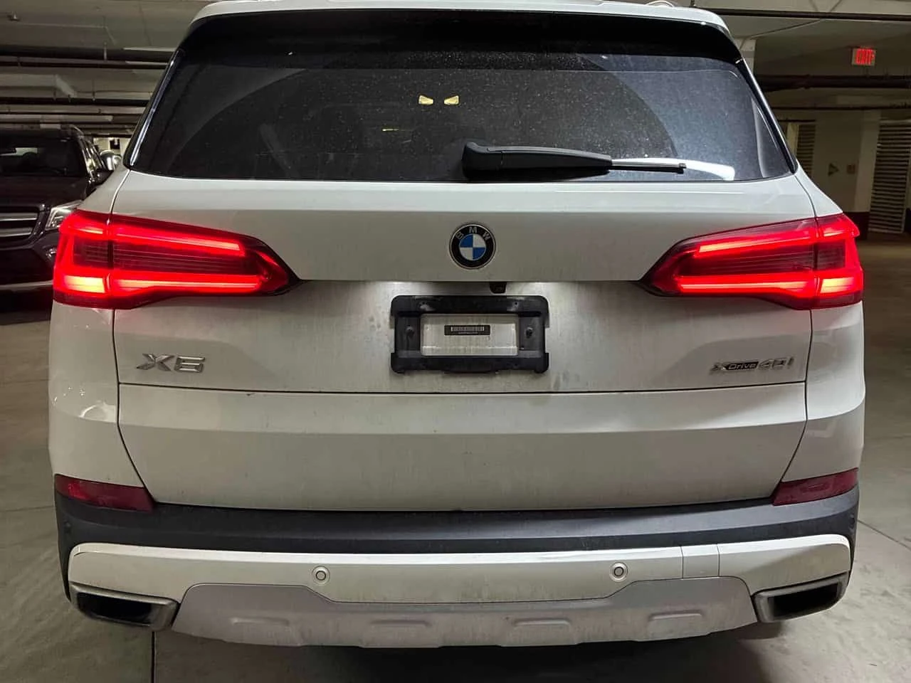 BMW X5 * xDrive40i * CARFAX * БЕЗ ПЪРВОНАЧАЛНА ВНОСКА, снимка 4 - Автомобили и джипове - 54703311