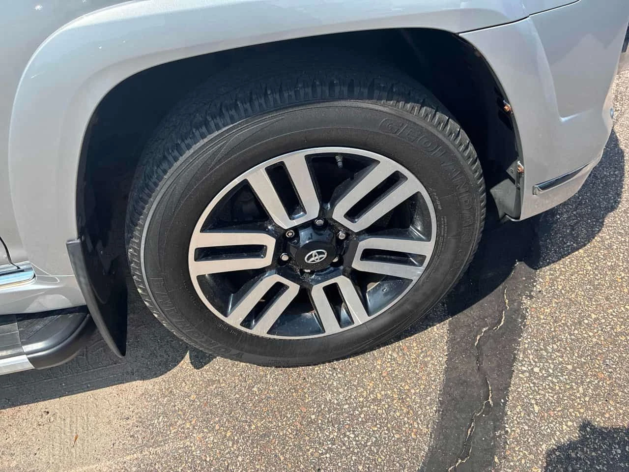 Toyota 4runner * 4WD * CARFAX * ОПЦИЯ ЗА ФИНАНСИРАНЕ, снимка 7 - Автомобили и джипове - 55668122