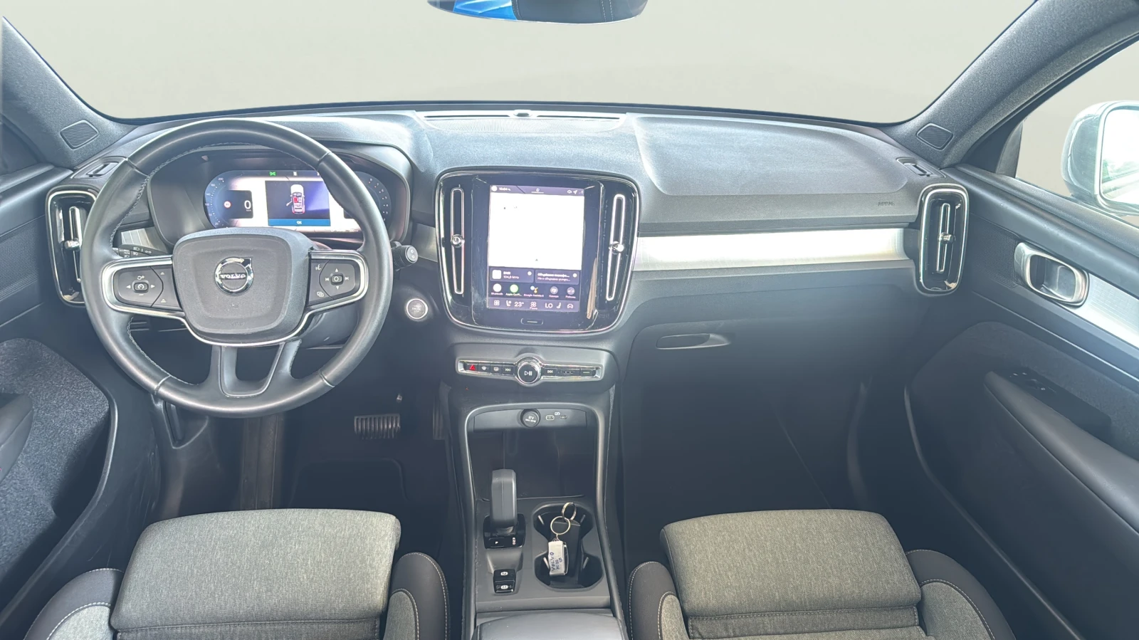 Volvo XC40 2.0L B3, снимка 10 - Автомобили и джипове - 55994834