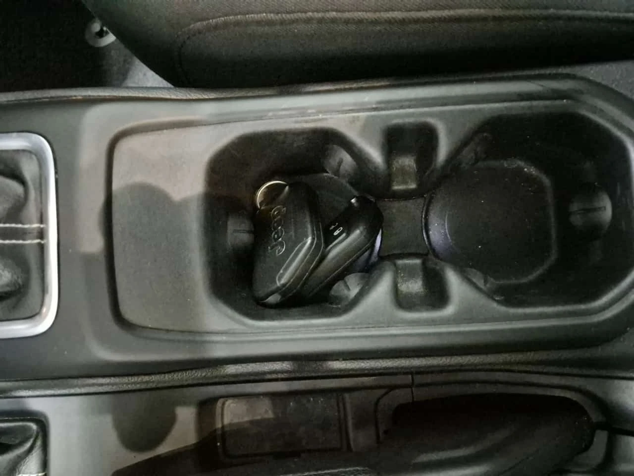 Jeep Wrangler SAHARA * CARFAX * ���������� *  | Mobile.bg � ����������� 11