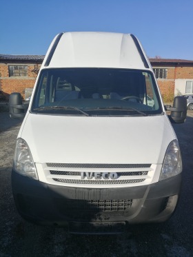     Iveco Daily 35S18 ~15 500 .