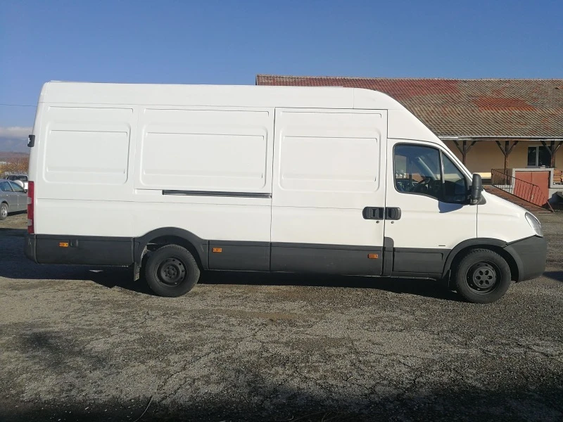 Iveco Daily 35S18, снимка 4 - Бусове и автобуси - 41990098