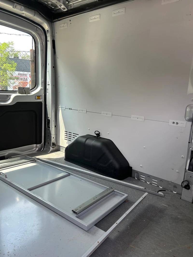 Ford Transit 2, 0 TDCi, снимка 9 - Бусове и автобуси - 51253658