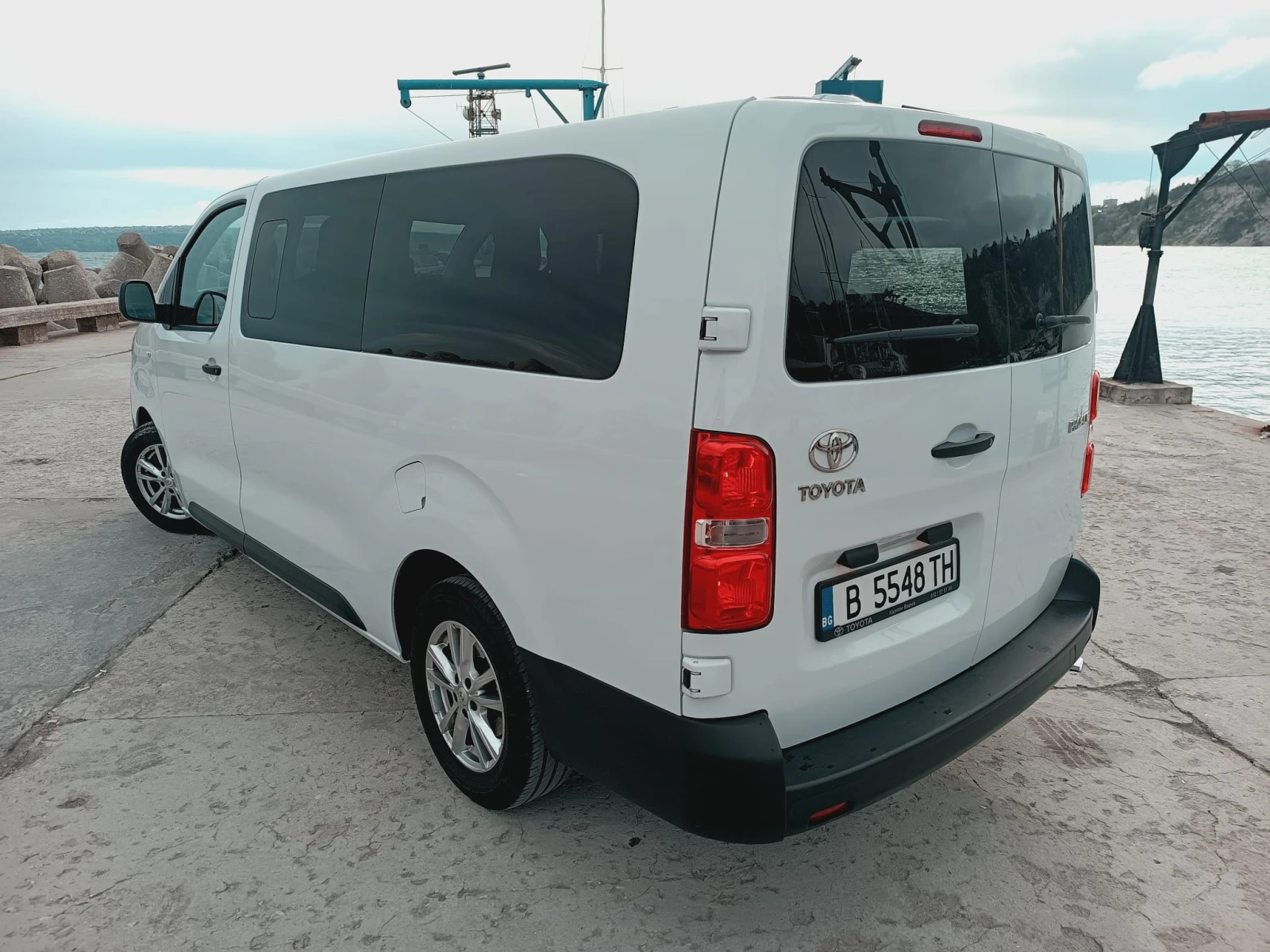 Toyota Proace 1.5, 8+ 1, Adblue - изображение 4