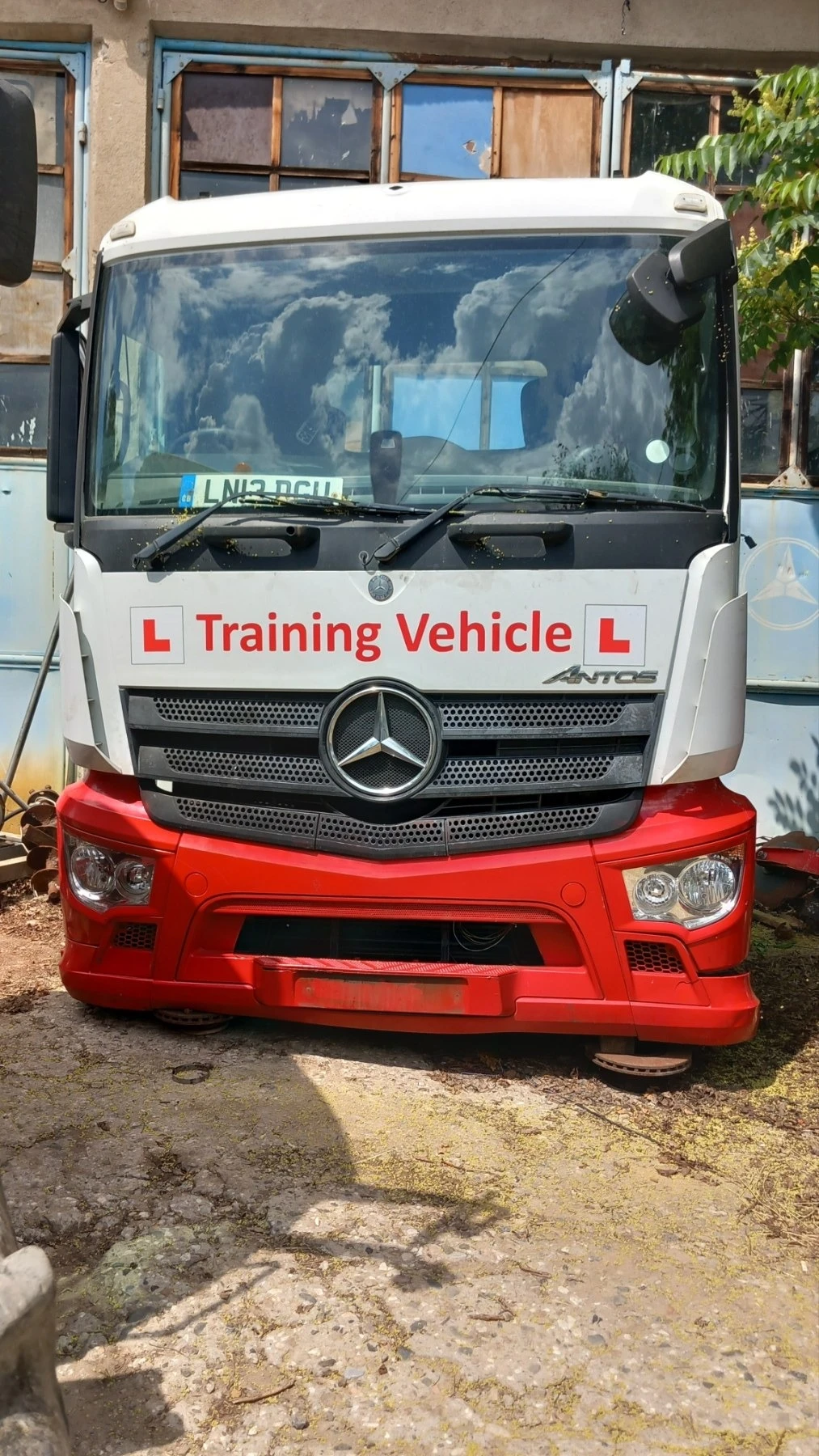 Mercedes-Benz Antos 1832, снимка 1