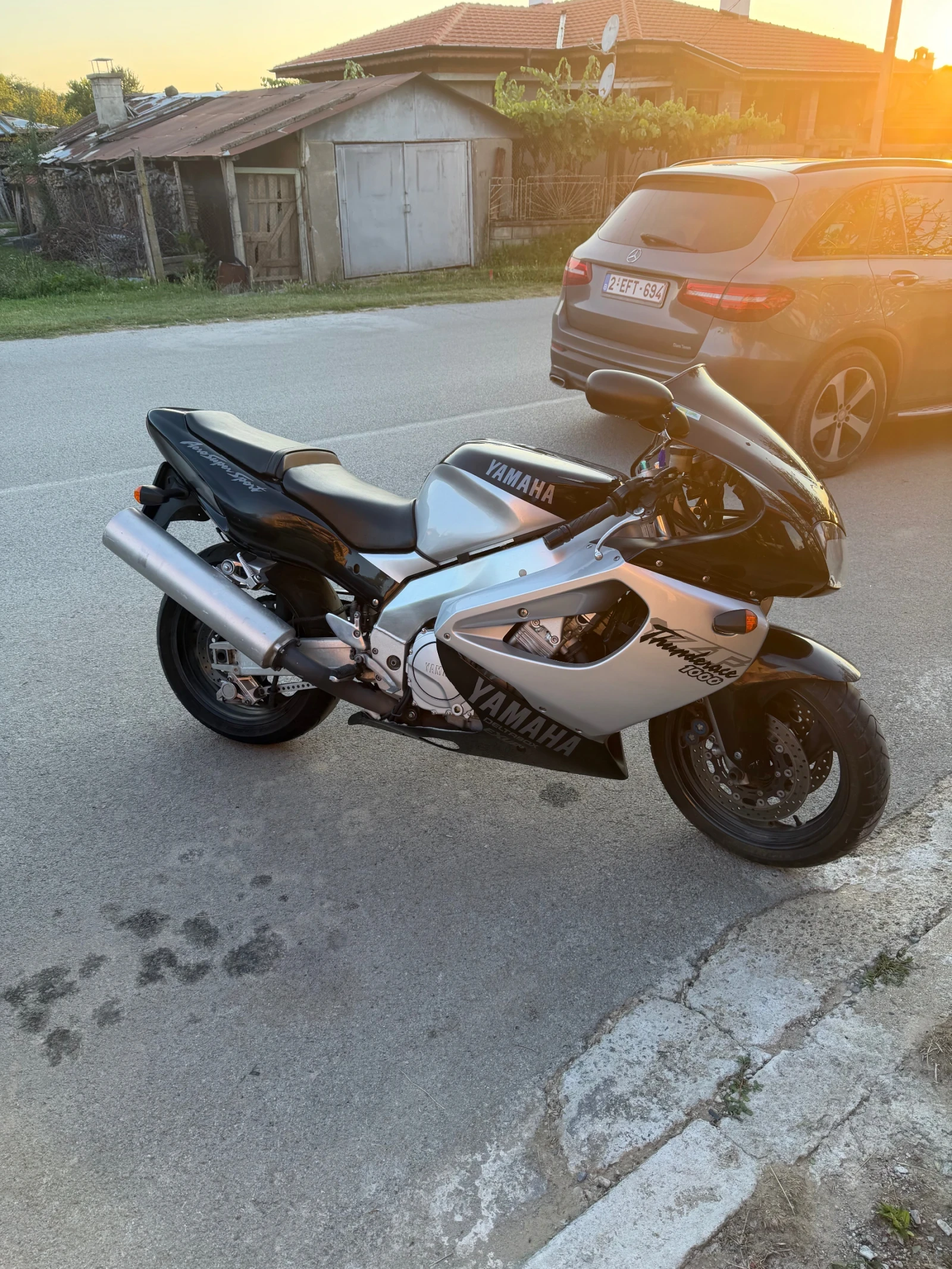 Yamaha YZF-R1