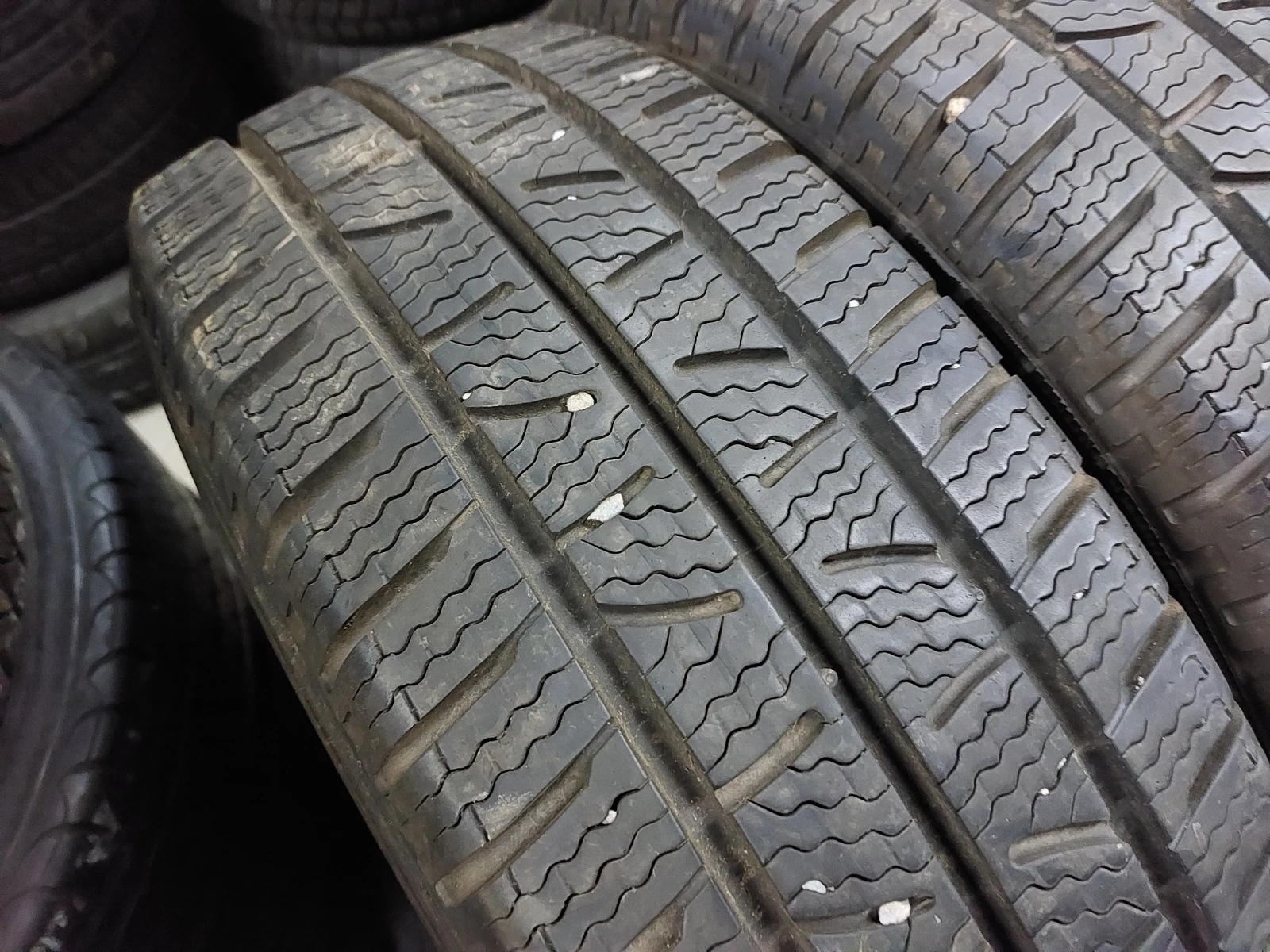 ���� 215/70R15 | Mobile.bg � ����������� 3
