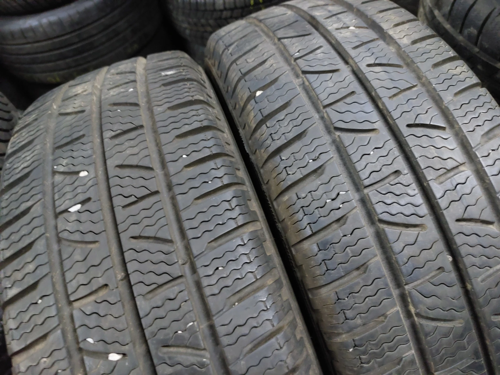 ���� 215/70R15 | Mobile.bg � ����������� 2