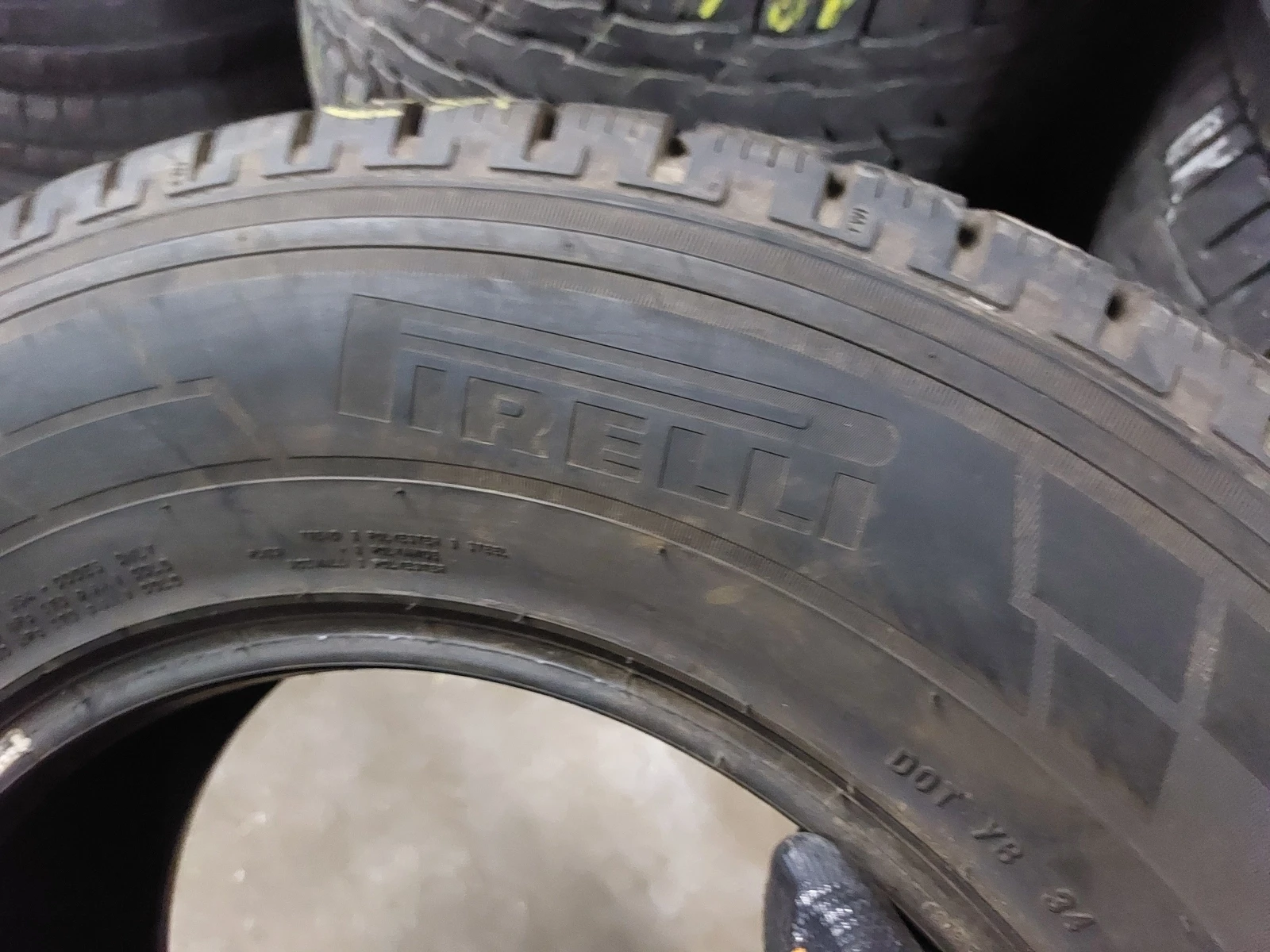 ���� 215/70R15 | Mobile.bg � ����������� 4