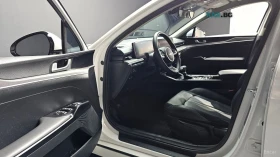 Kia K5 TRENDY* 2.0* LPG* ПОДГРЕВ* КАМЕРА* KEYLESS* , снимка 8