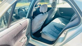 Renault Laguna Хечбек, снимка 10