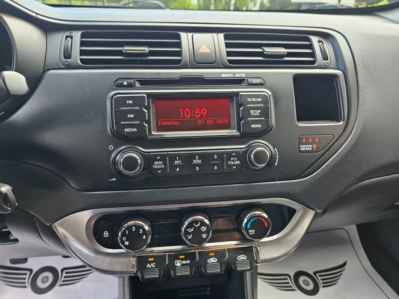 Kia Rio 1.4i / EURO 5B, снимка 12 - Автомобили и джипове - 45619589