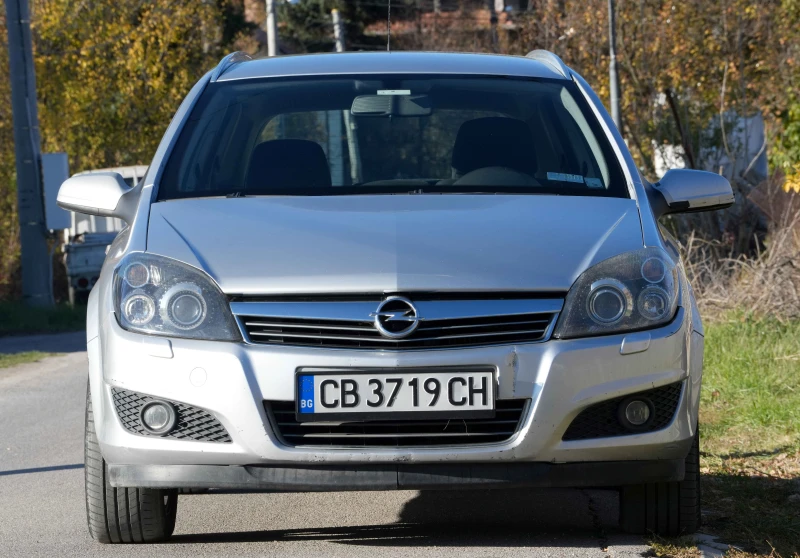 Opel Astra, снимка 1 - Автомобили и джипове - 47833125