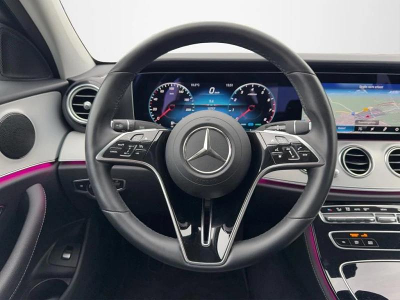 Mercedes-Benz E 200 * AVANTGARDE* BISINESS* LED* NAVI* CARPLAY* , снимка 10 - Автомобили и джипове - 48203179