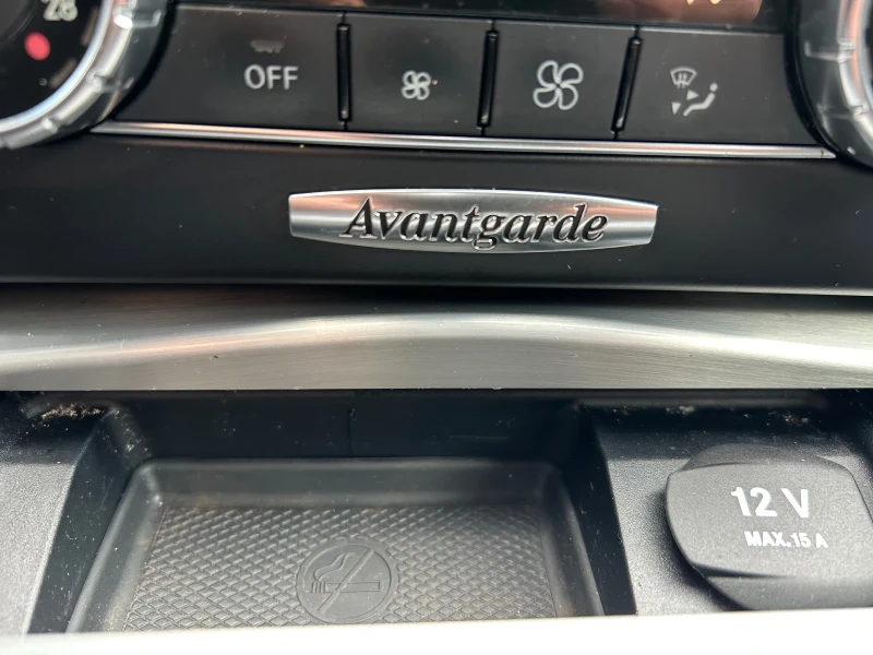 Mercedes-Benz C 180 AVANTGARDE BLUEEFFICIENCY FACELIFT , снимка 12 - Автомобили и джипове - 50289236