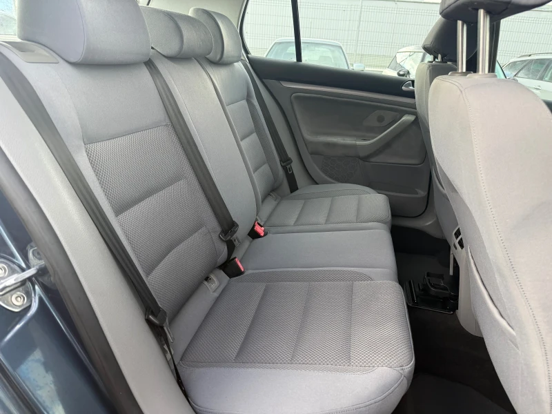VW Golf 1.9TDI 6ск. 105ps, снимка 12 - Автомобили и джипове - 52490377