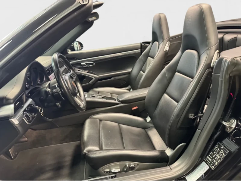 Porsche 911 Carrera 4 Cabrio, снимка 5 - Автомобили и джипове - 52744928