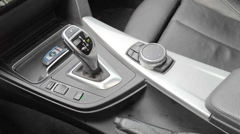 BMW 340 * 340i xDrive * CARFAX * ЦЕНА ДО БГ, снимка 11 - Автомобили и джипове - 52792288