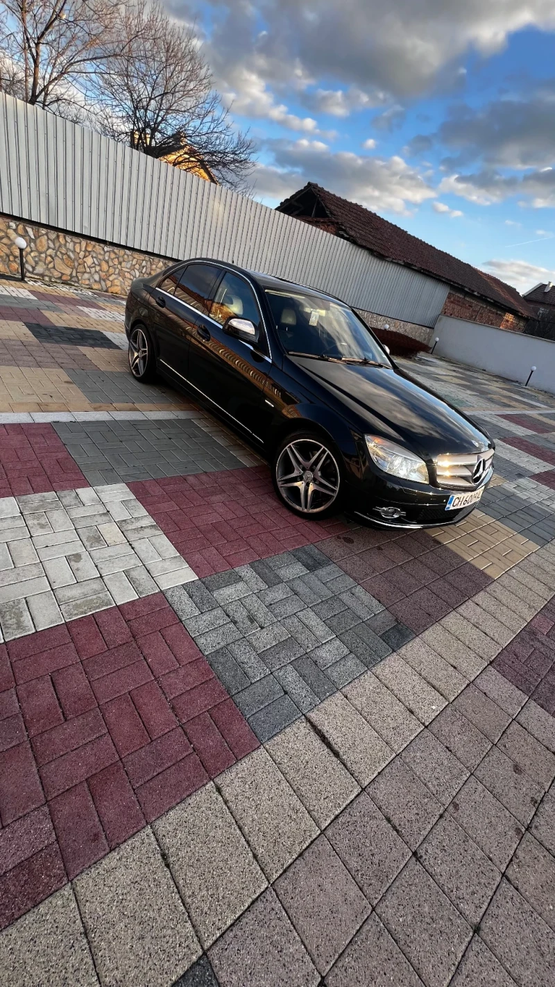 Mercedes-Benz C 320, снимка 3 - Автомобили и джипове - 53111701