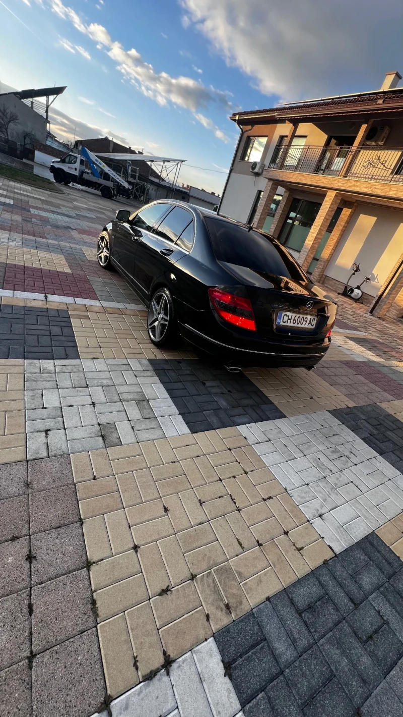 Mercedes-Benz C 320, снимка 5 - Автомобили и джипове - 53111701