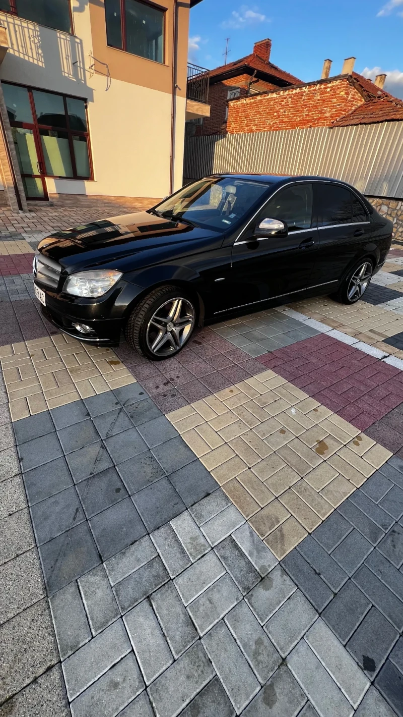 Mercedes-Benz C 320, снимка 2 - Автомобили и джипове - 53111701
