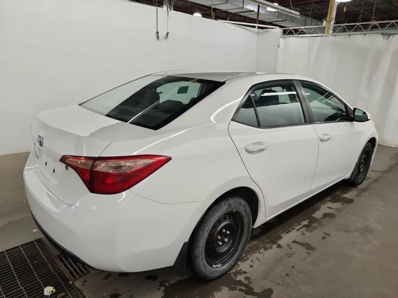 Toyota Corolla * SE * CARFAX * ЦЕНА ДО БГ, снимка 3 - Автомобили и джипове - 53121494