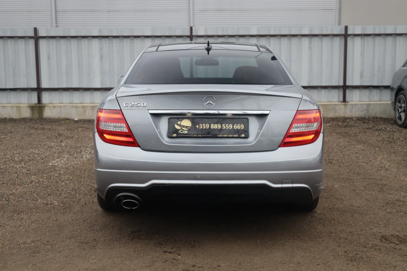 Mercedes-Benz C 250 Coupe AMG FACE PANO HarmanKardon Memory SzH iCarbg, снимка 5 - Автомобили и джипове - 53122687
