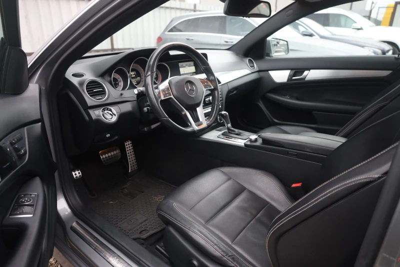 Mercedes-Benz C 250 Coupe AMG FACE PANO HarmanKardon Memory SzH iCarbg, снимка 10 - Автомобили и джипове - 53122687