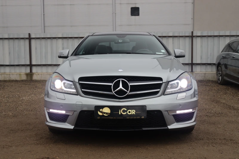 Mercedes-Benz C 250 Coupe AMG FACE PANO HarmanKardon Memory SzH iCarbg, снимка 2 - Автомобили и джипове - 53122687