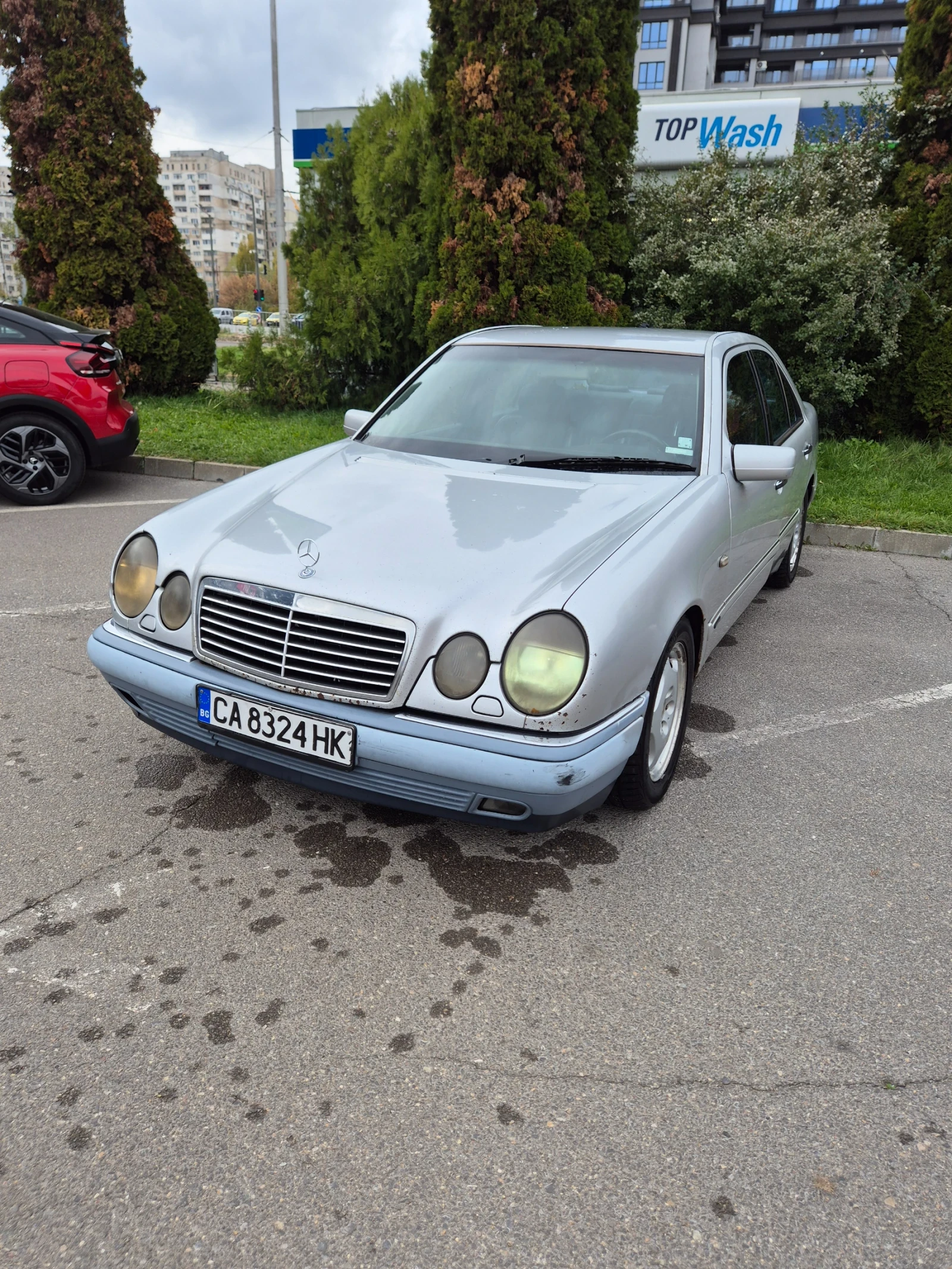 Mercedes-Benz E 300 Avantgarde , снимка 1