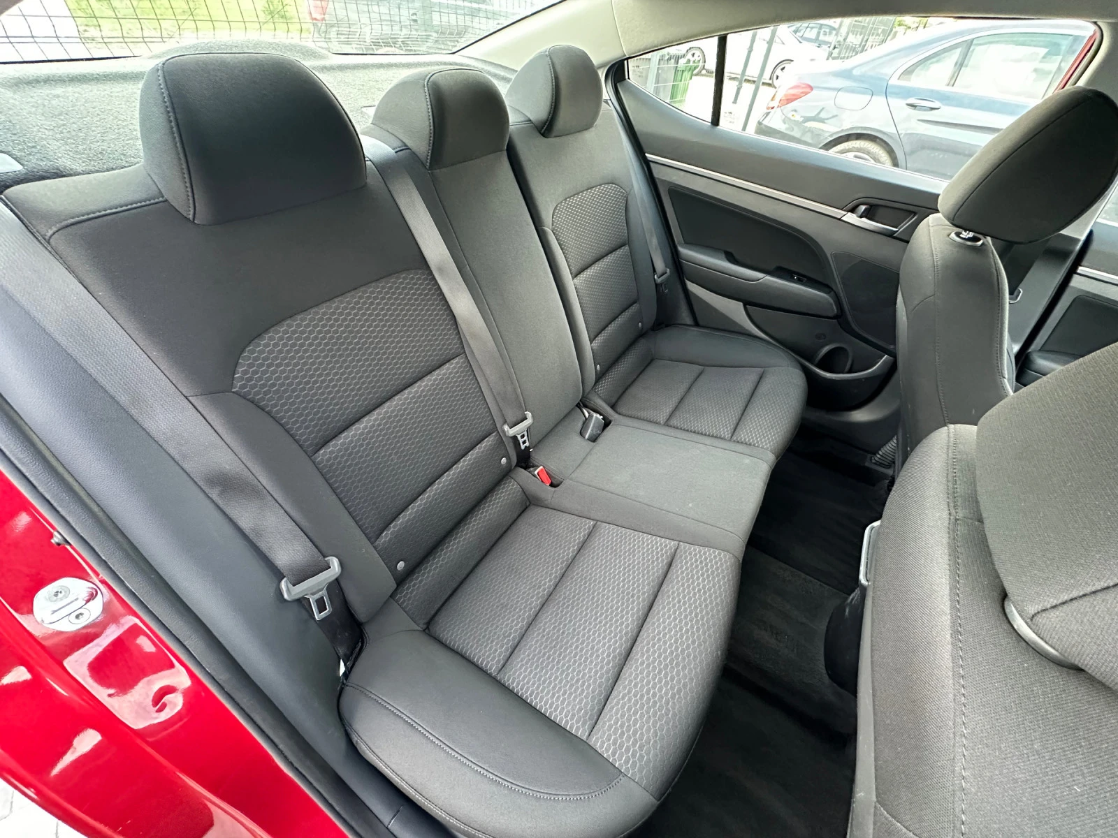 Hyundai Elantra 2.0i* 49.000Км* BlindSpot*  | Mobile.bg — изображение 16