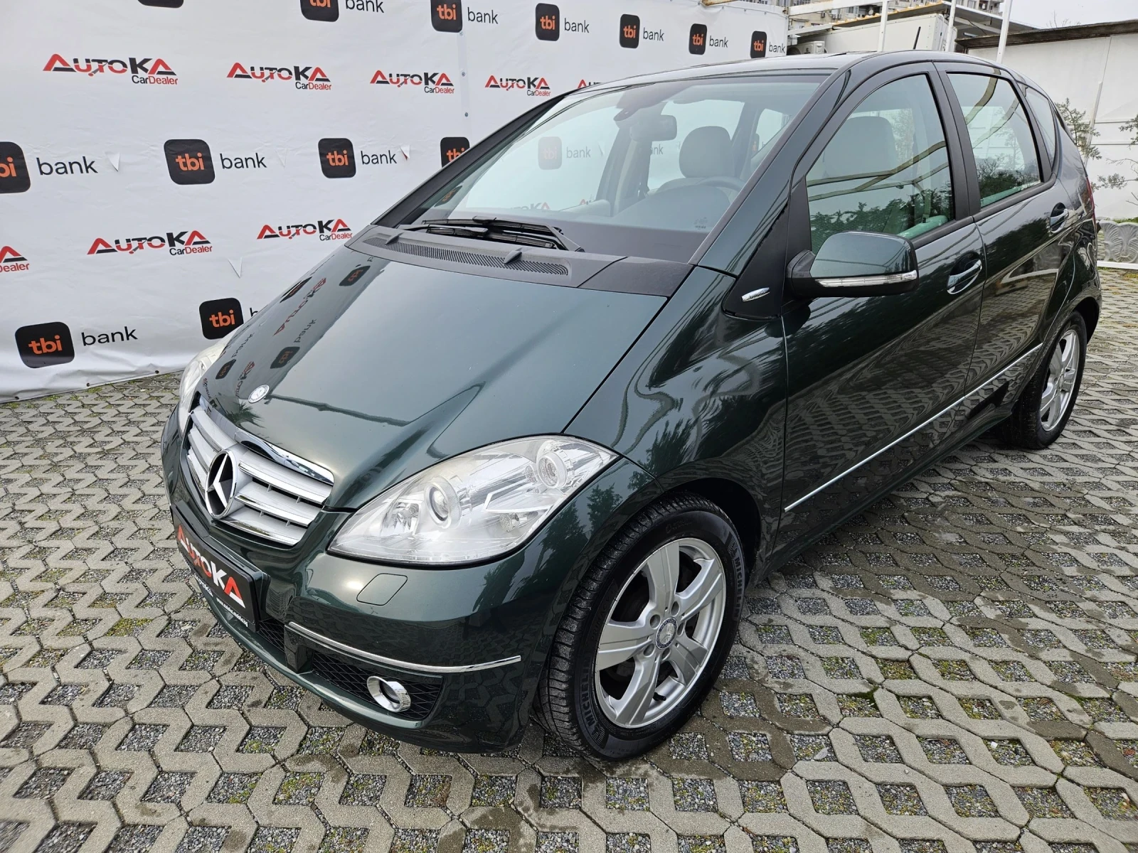 Mercedes-Benz A 200 2.0D-140кс= АВТОМАТ= FACE= NAVI= ПАНОРАМА= PREMIUM - изображение 6