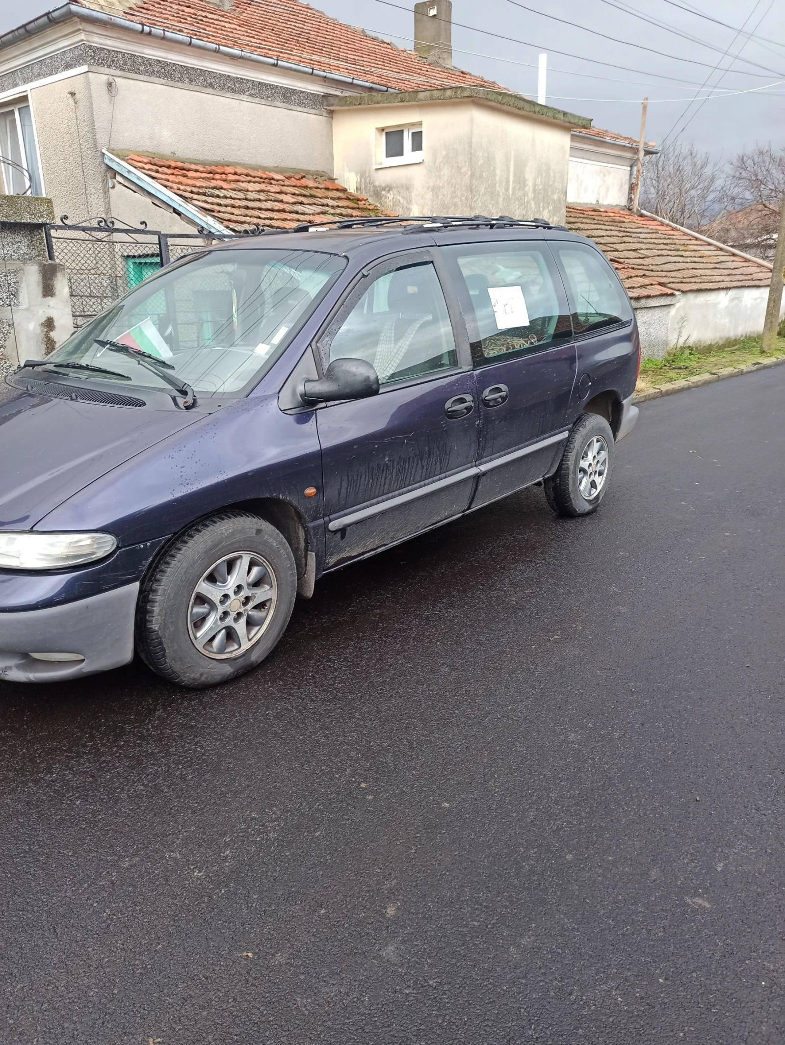 Chrysler Voyager  - изображение 2