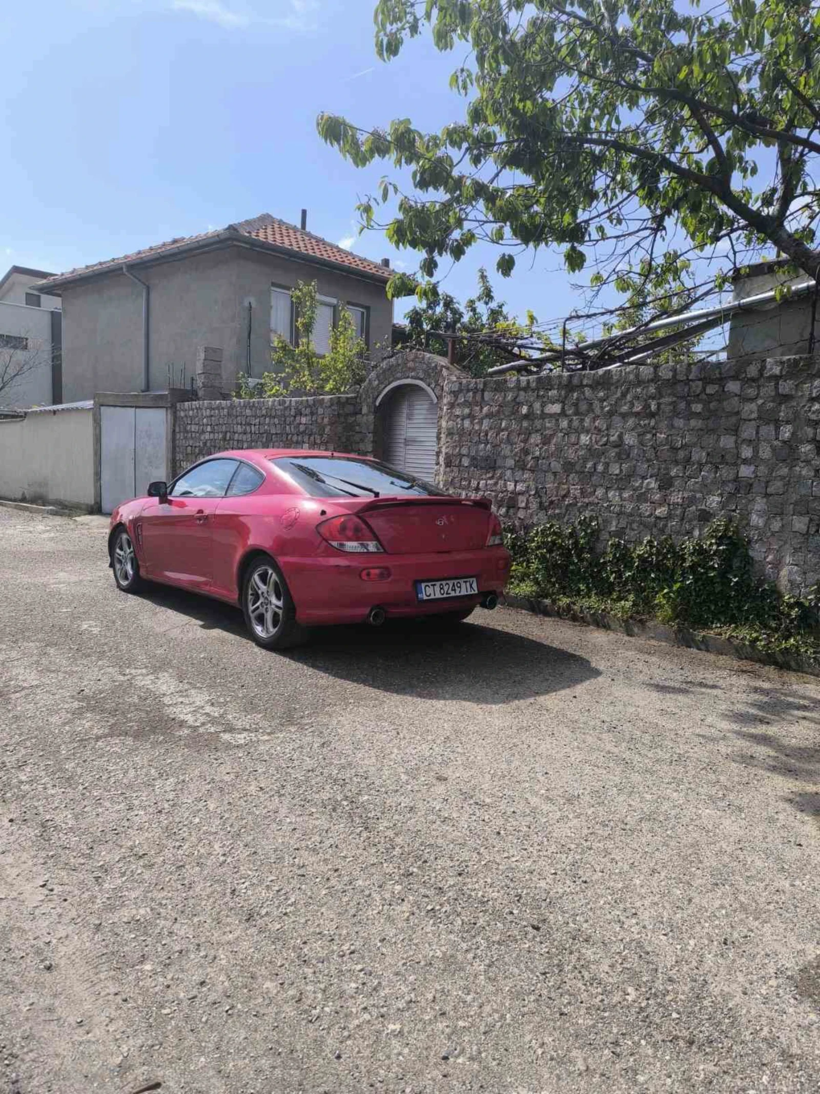 Hyundai Coupe 2.0 - изображение 3