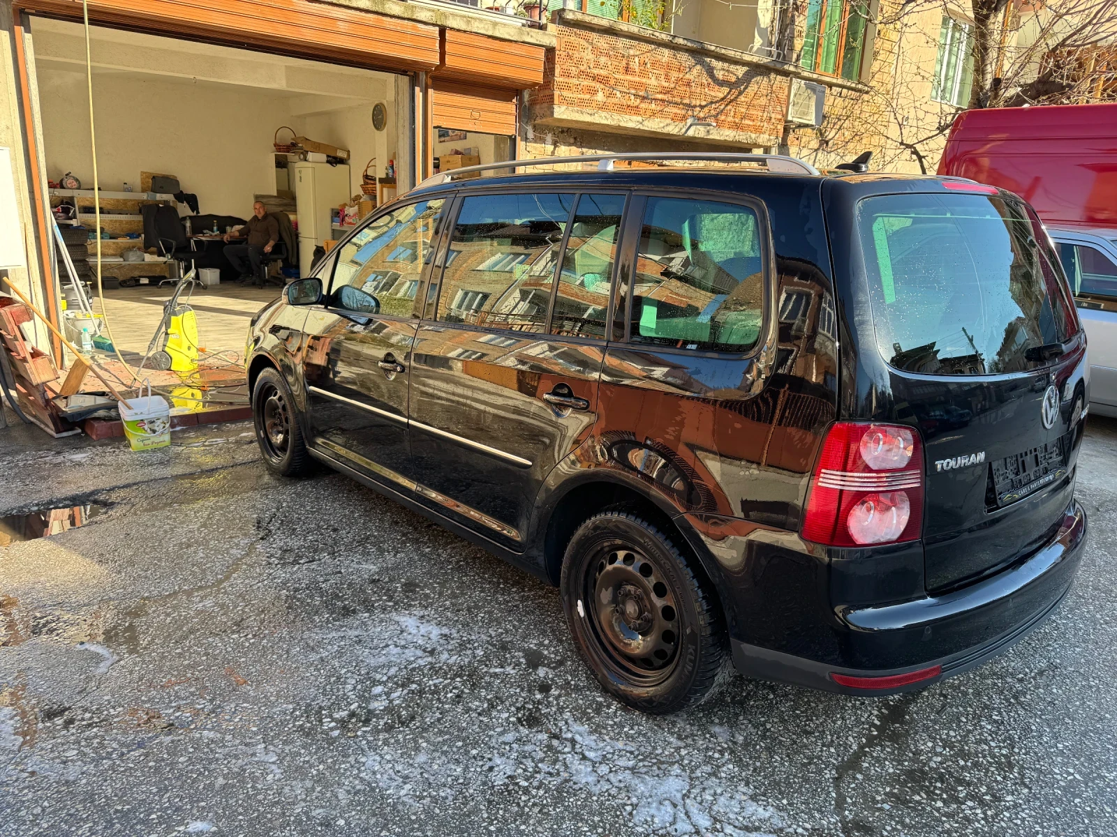 VW Touran  - изображение 3